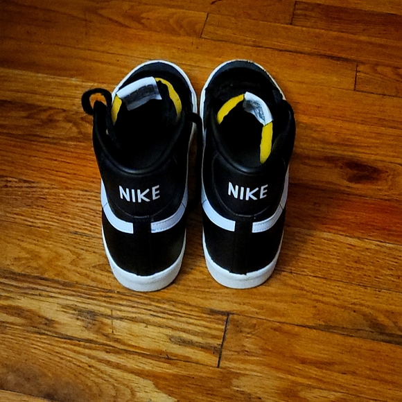 Men's Hightop Nike - Picture 4 of 5